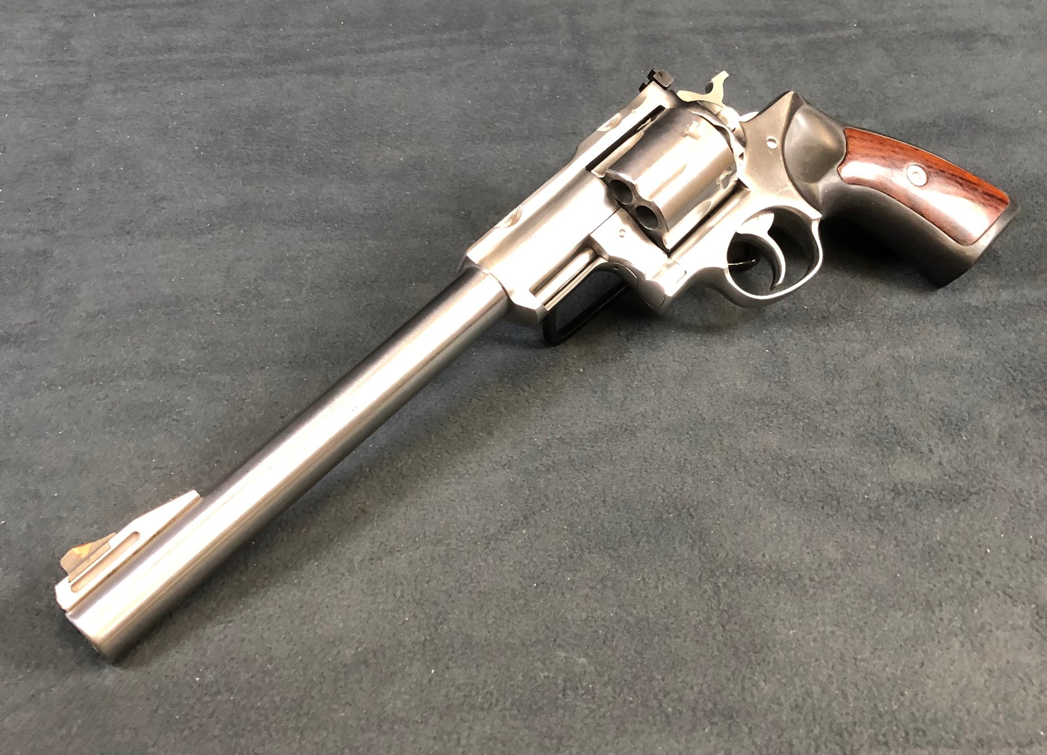 RUGER SUPER REDHAWK