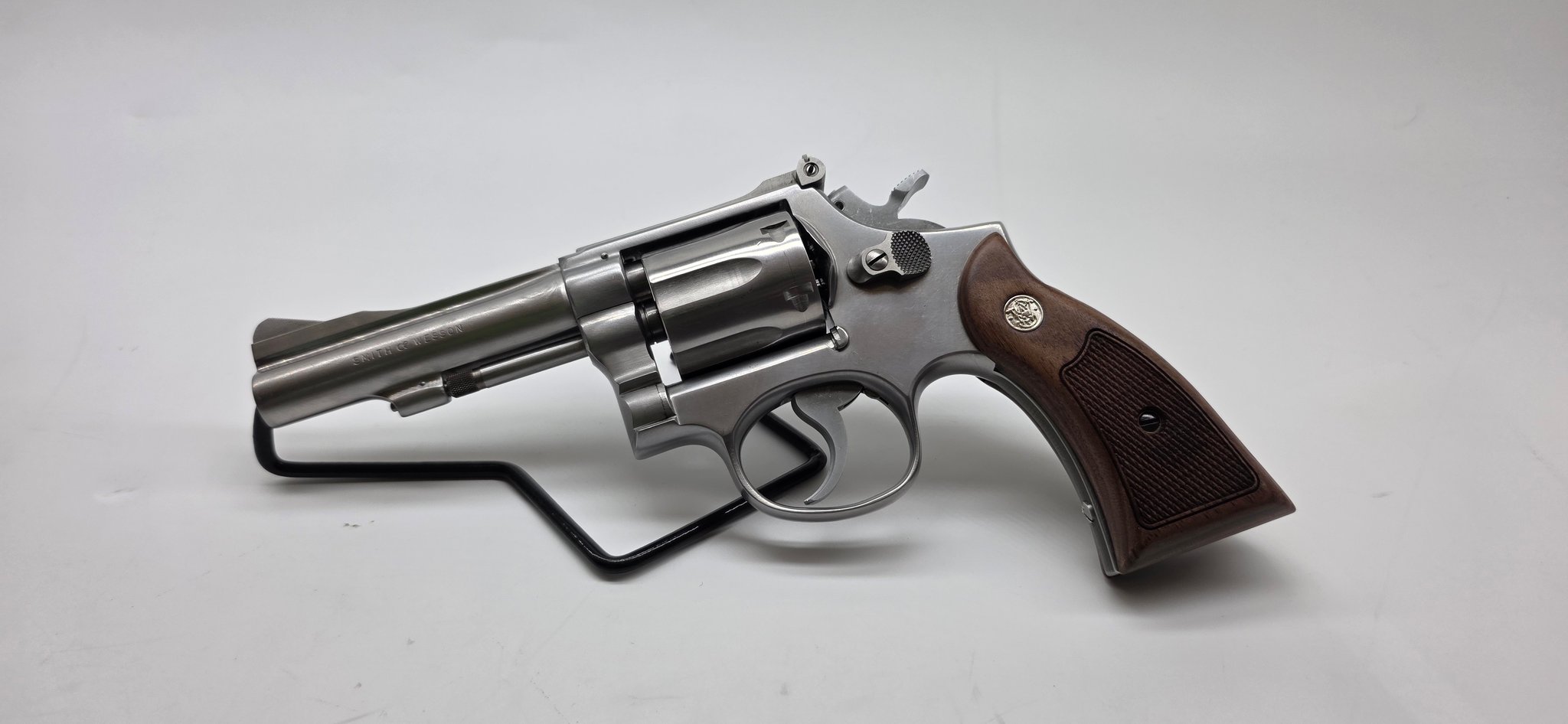 SMITH & WESSON Model 67