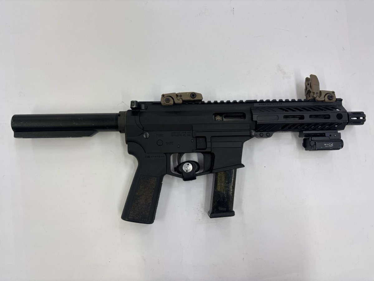 ANGSTADT ARMS AA-0940