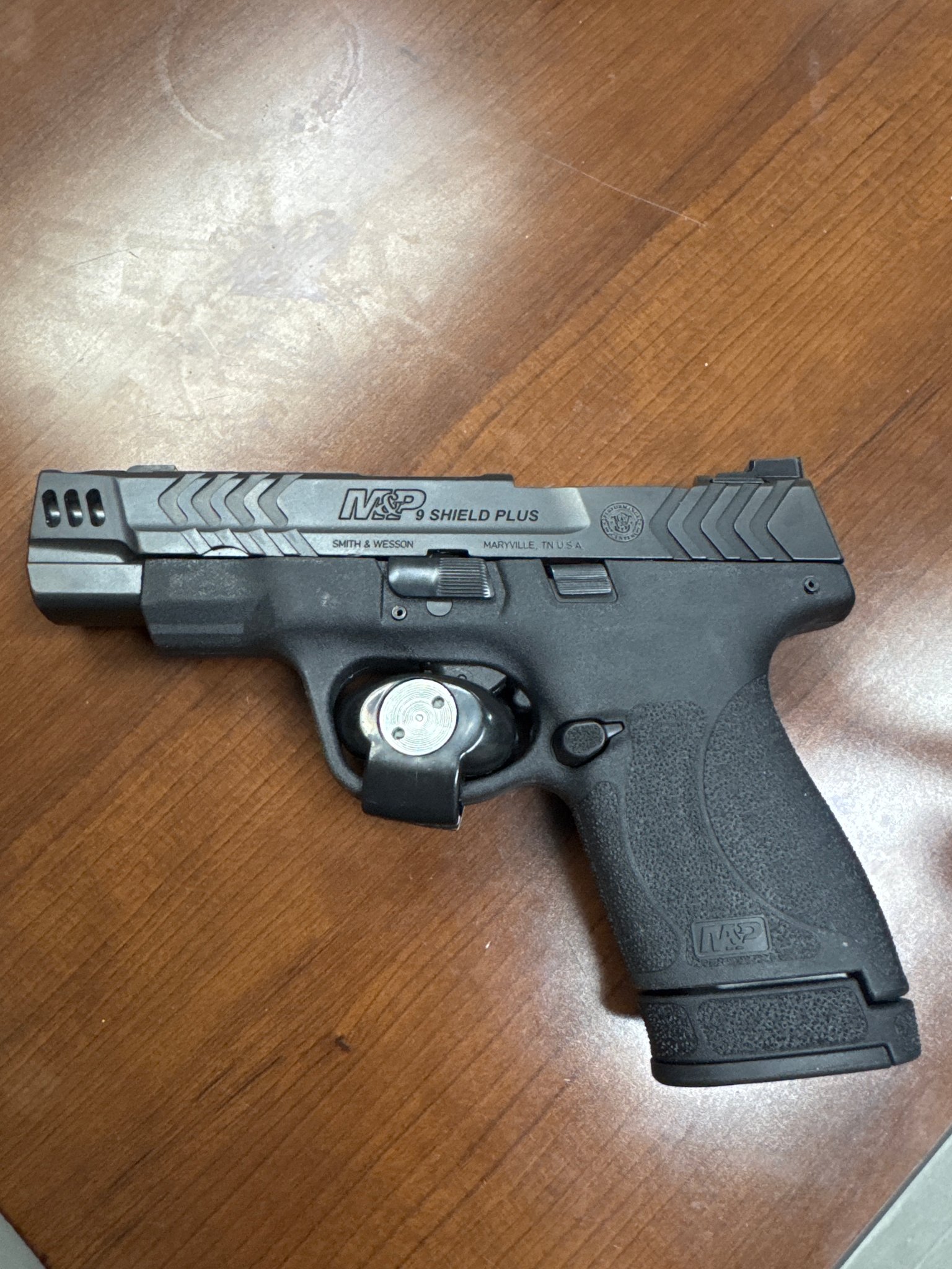 SMITH & WESSON M&P 9 SHIELD PLUS