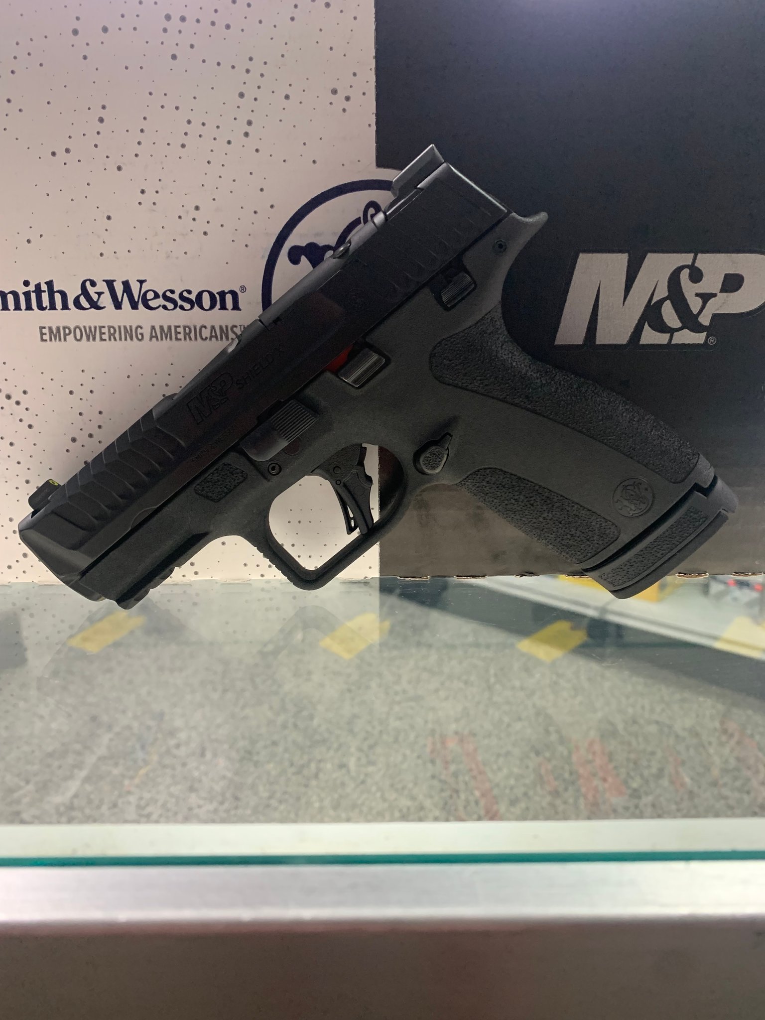 SMITH & WESSON M&P SHIELD X (MANUAL SAFETY)