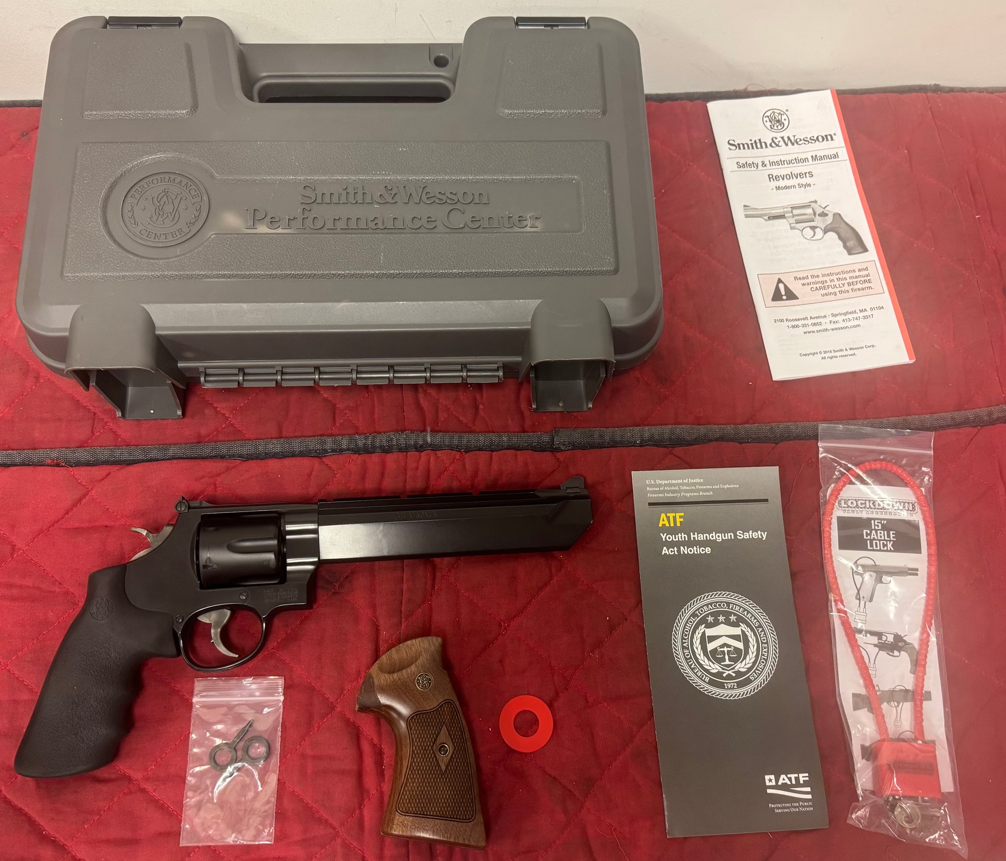 SMITH & WESSON 629 STEALTH HUNTER PERFORMANCE