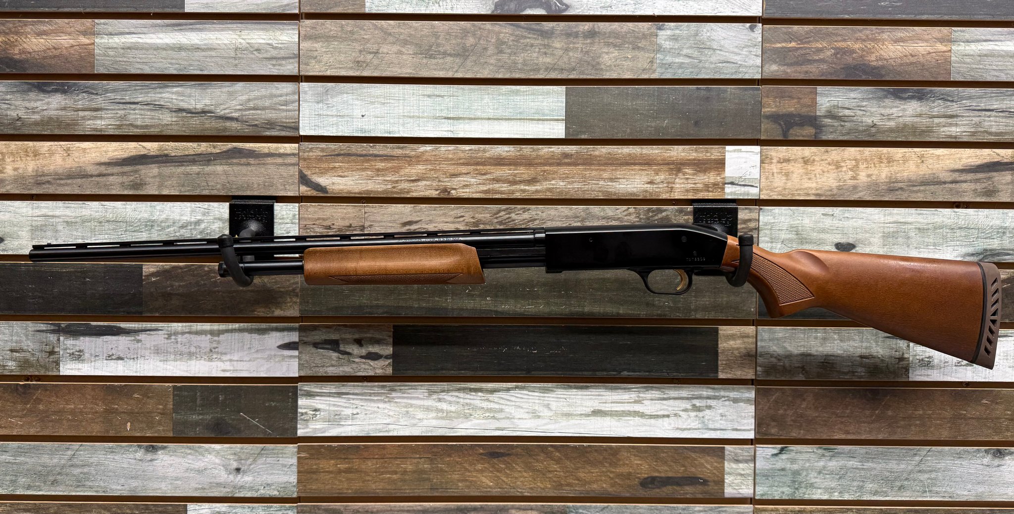 MOSSBERG 500E