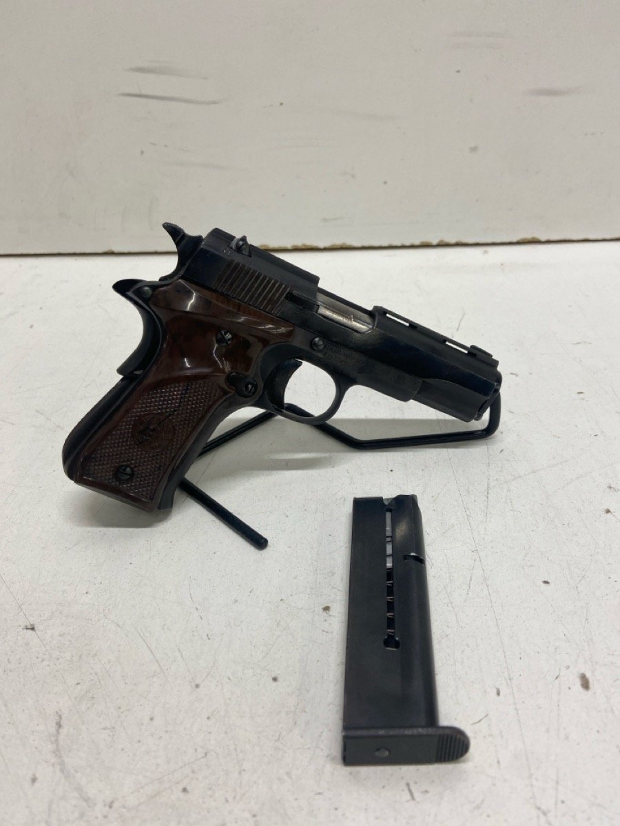 STOEGER LLAMA