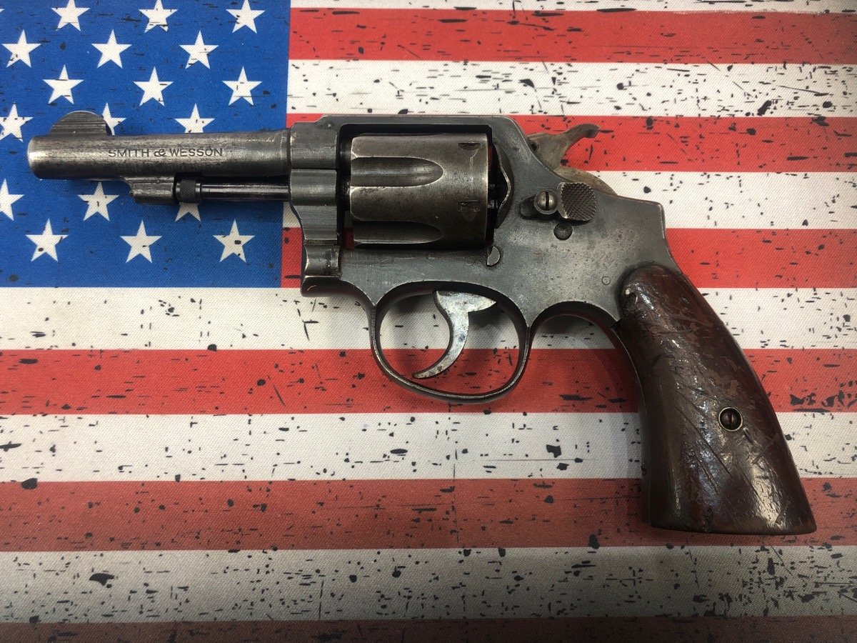 SMITH & WESSON VICTORY - REVOLVER