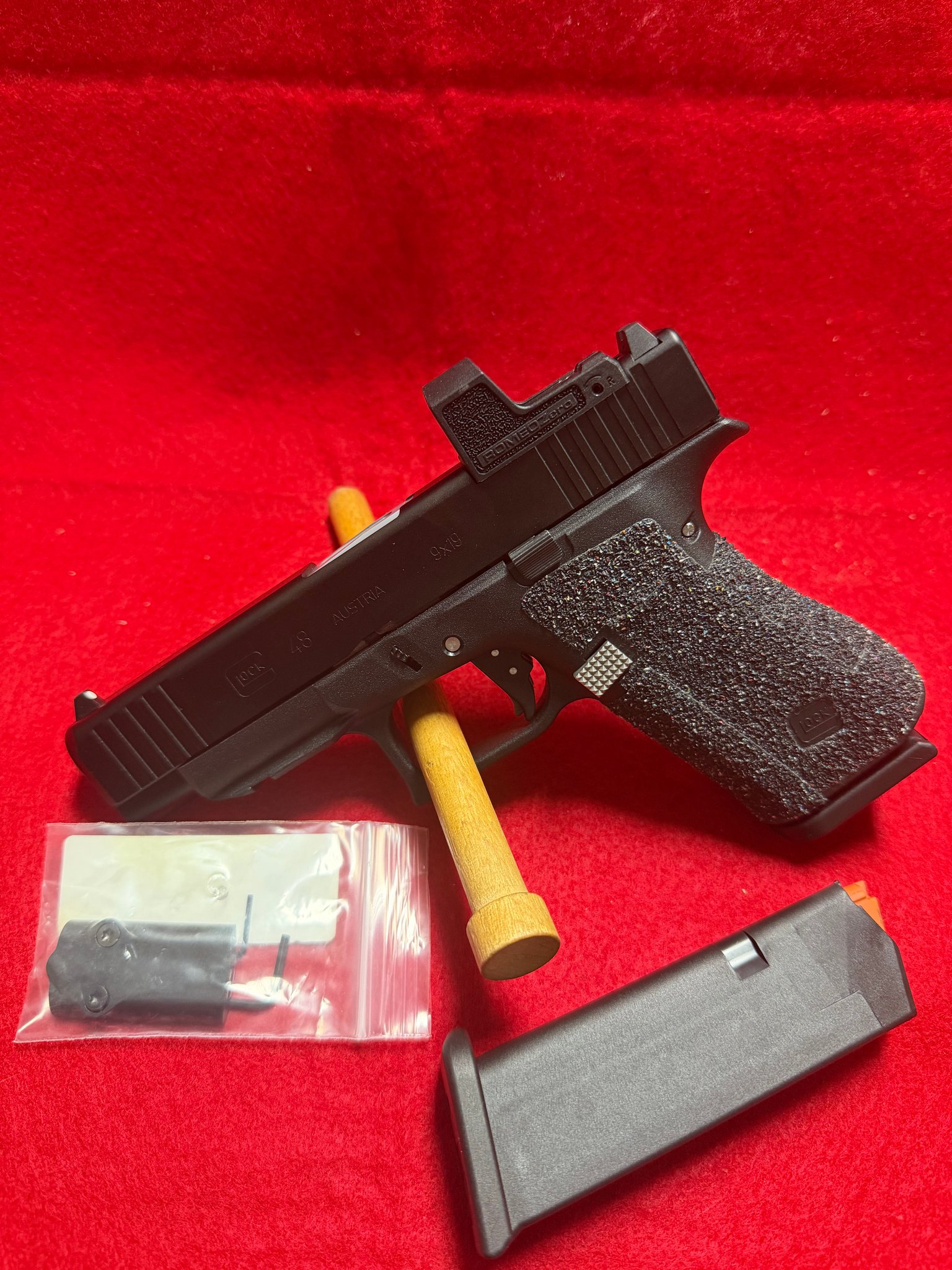 GLOCK 48