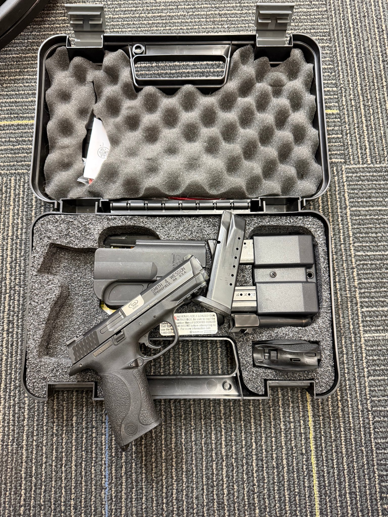 SMITH & WESSON M&P 40