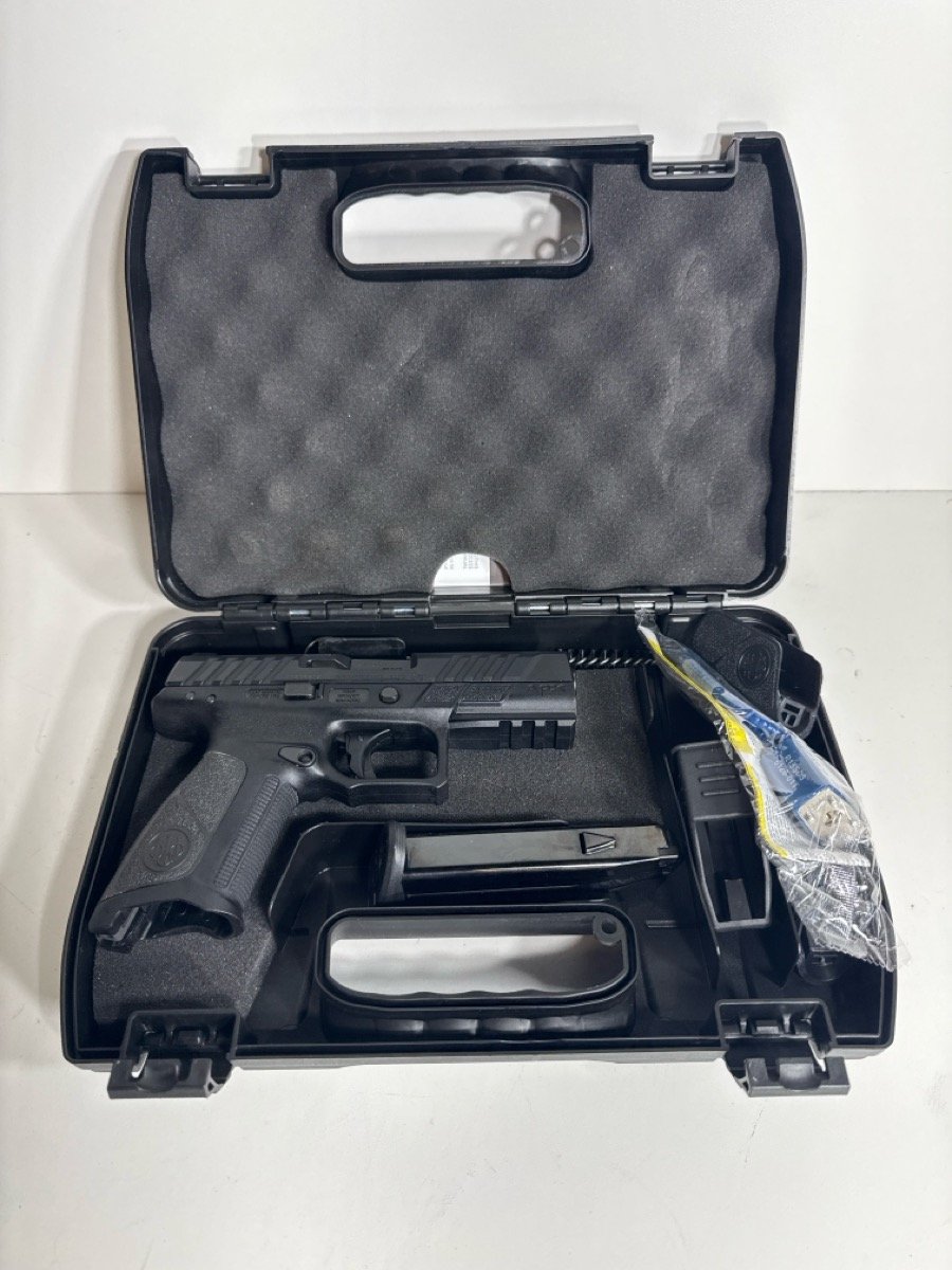 BERETTA APX