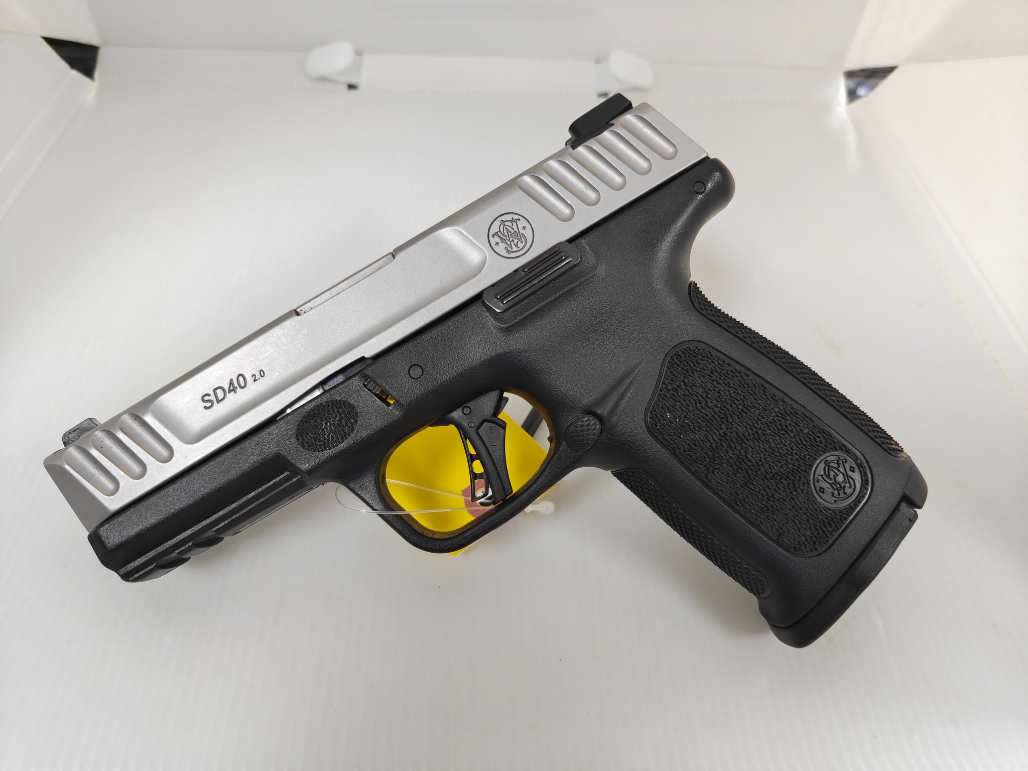 SMITH & WESSON SD40 2.0