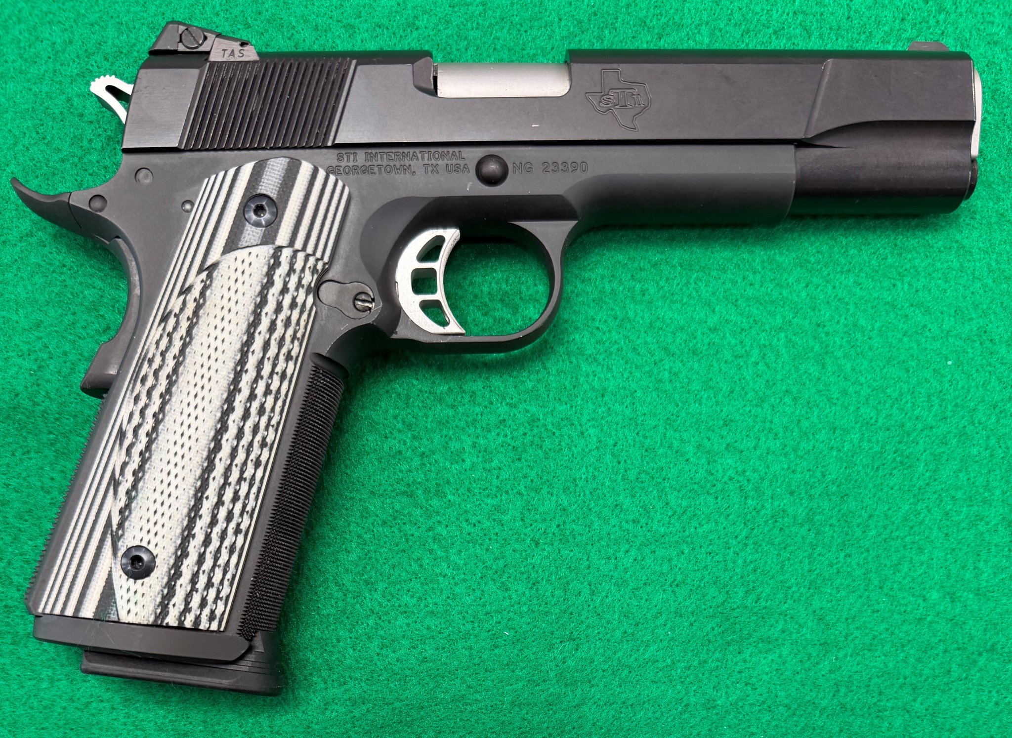 STI INTERNATIONAL Sentinel