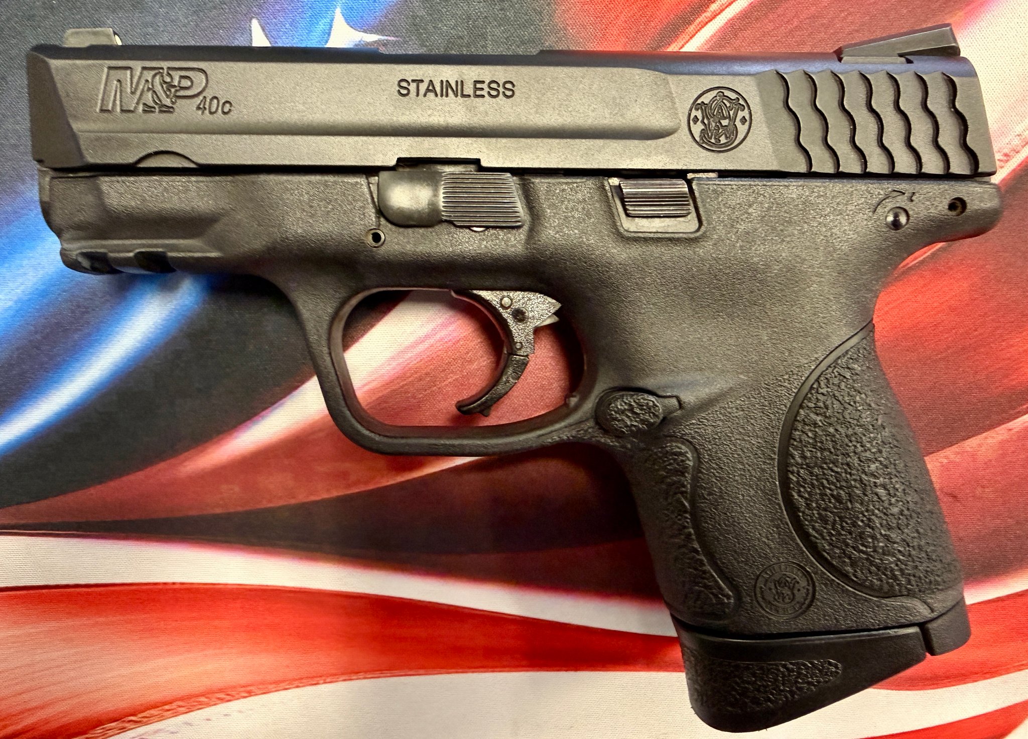 SMITH & WESSON M&P40C