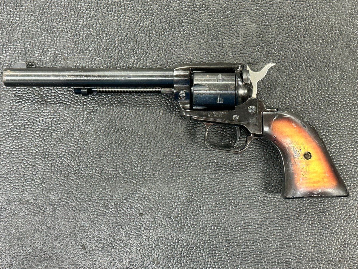 HERITAGE MFG. ROUGH RIDER  -  22