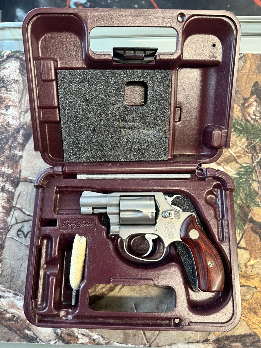SMITH & WESSON 60-3