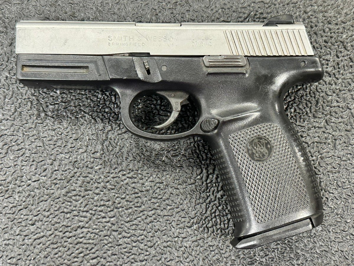 SMITH & WESSON SW9VE