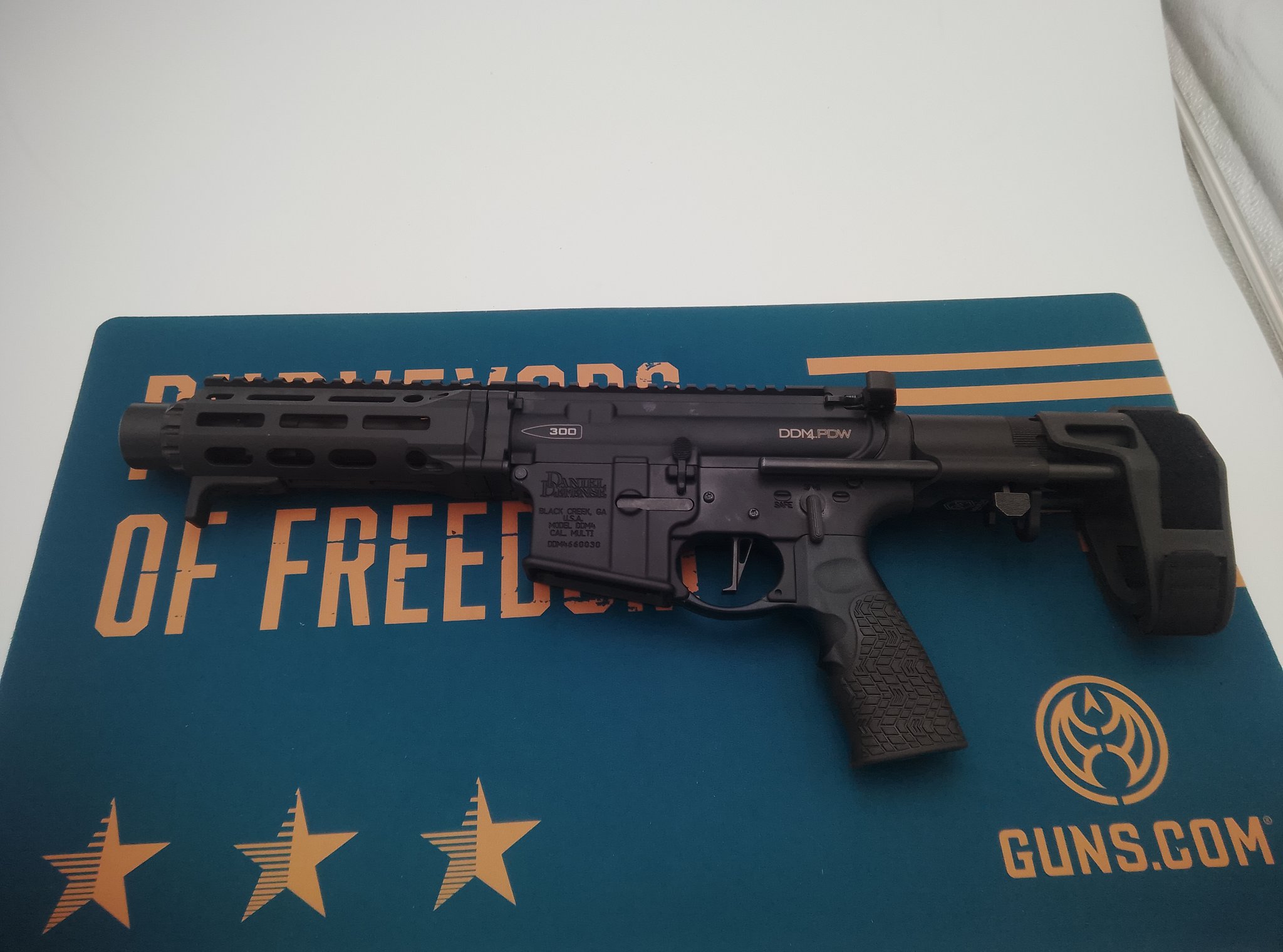 DANIEL DEFENSE DDM4 300 PISTOL