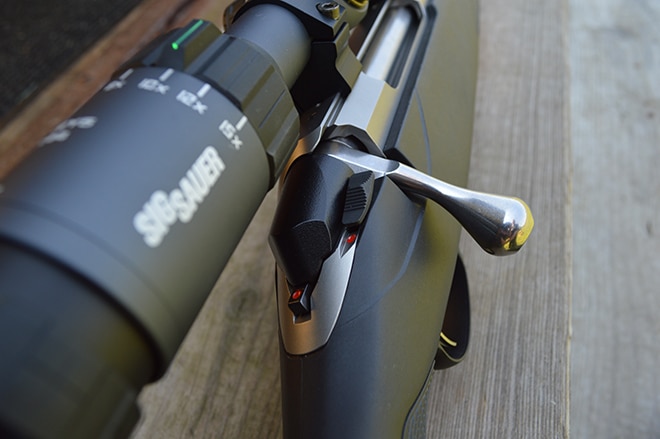 bolt_handle_detail