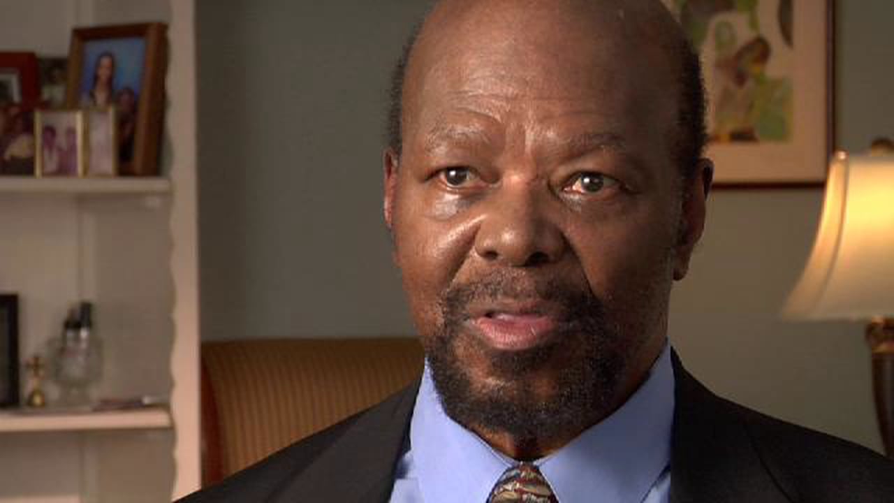Roy Innis, former NRA board member and civil rights activist, dies at 82
