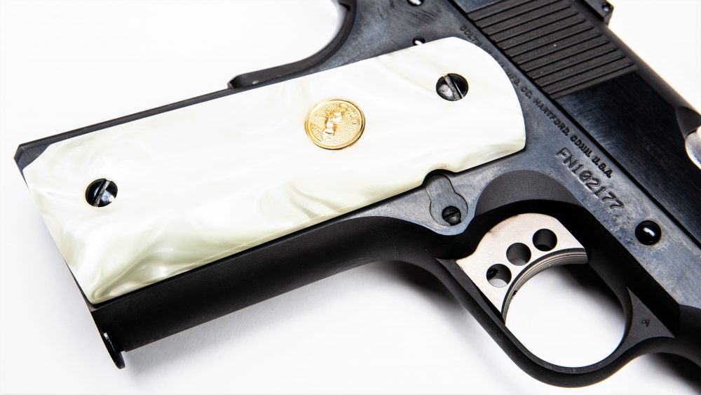 Colt rubber grips