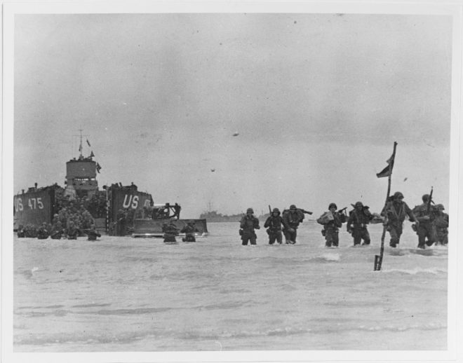 U.S. troops land on Utah Beach from USS LCT-475, 7 June 1944. US Army Photo National Archives SC 190405